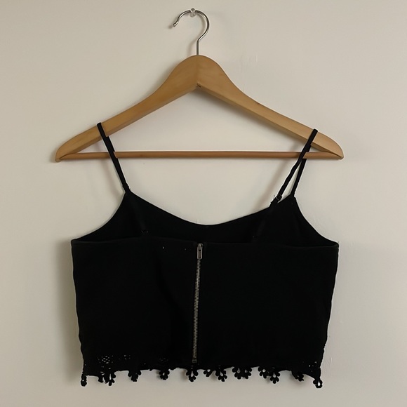 Garage tank - Picture 2 of 3